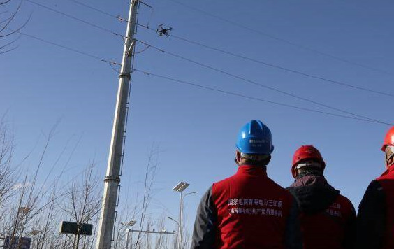 青海首次利用無人機進行智能化配網集中巡檢(圖1)