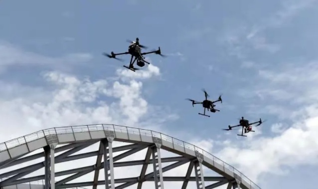 中國移動+5G網(wǎng)聯(lián)無人機 城市管理的最新應(yīng)用(圖1)